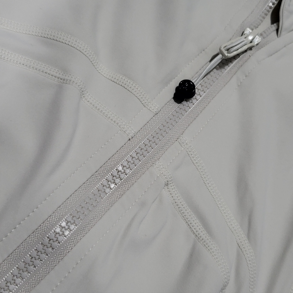 Lululemon White Zip Up Size 6 - Picture 4 of 4